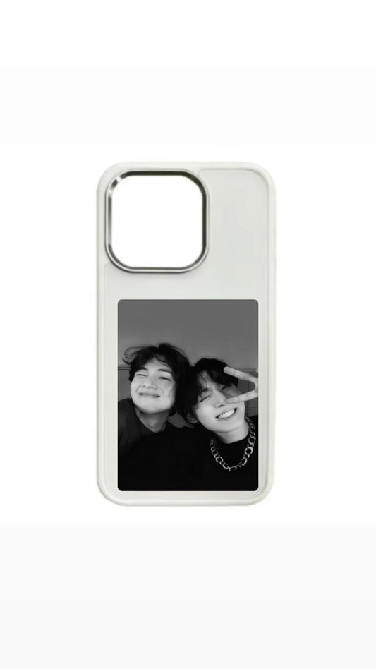 taekook cutephoto on phone case