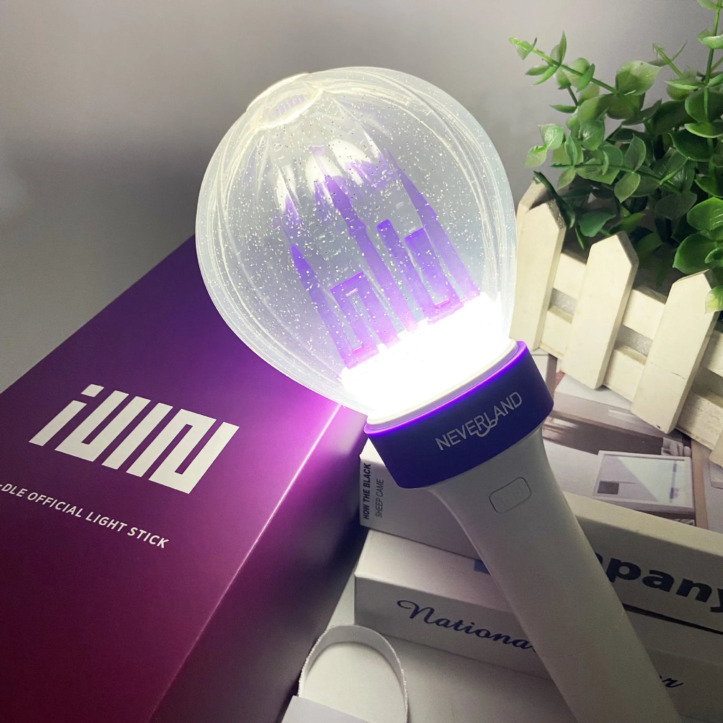 (G)I-DLE Lightstick: A Special Connection Symbol for Neverland and the Group