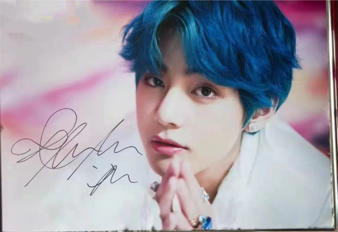 High-definition photo of V from BTS with his genuine hand signature in real ink