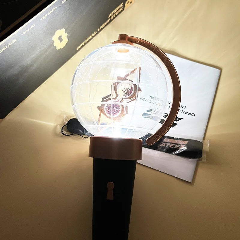 ATEEZ Lightstick - LIGHTINY illuminated with white light, highlighting its vibrant and elegant glow.